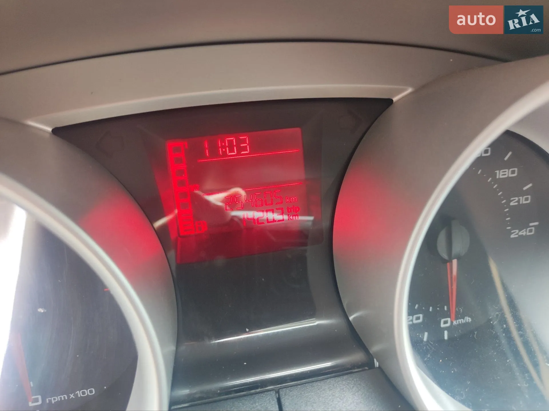 2011 SEAT Ibiza - мініатюра 5