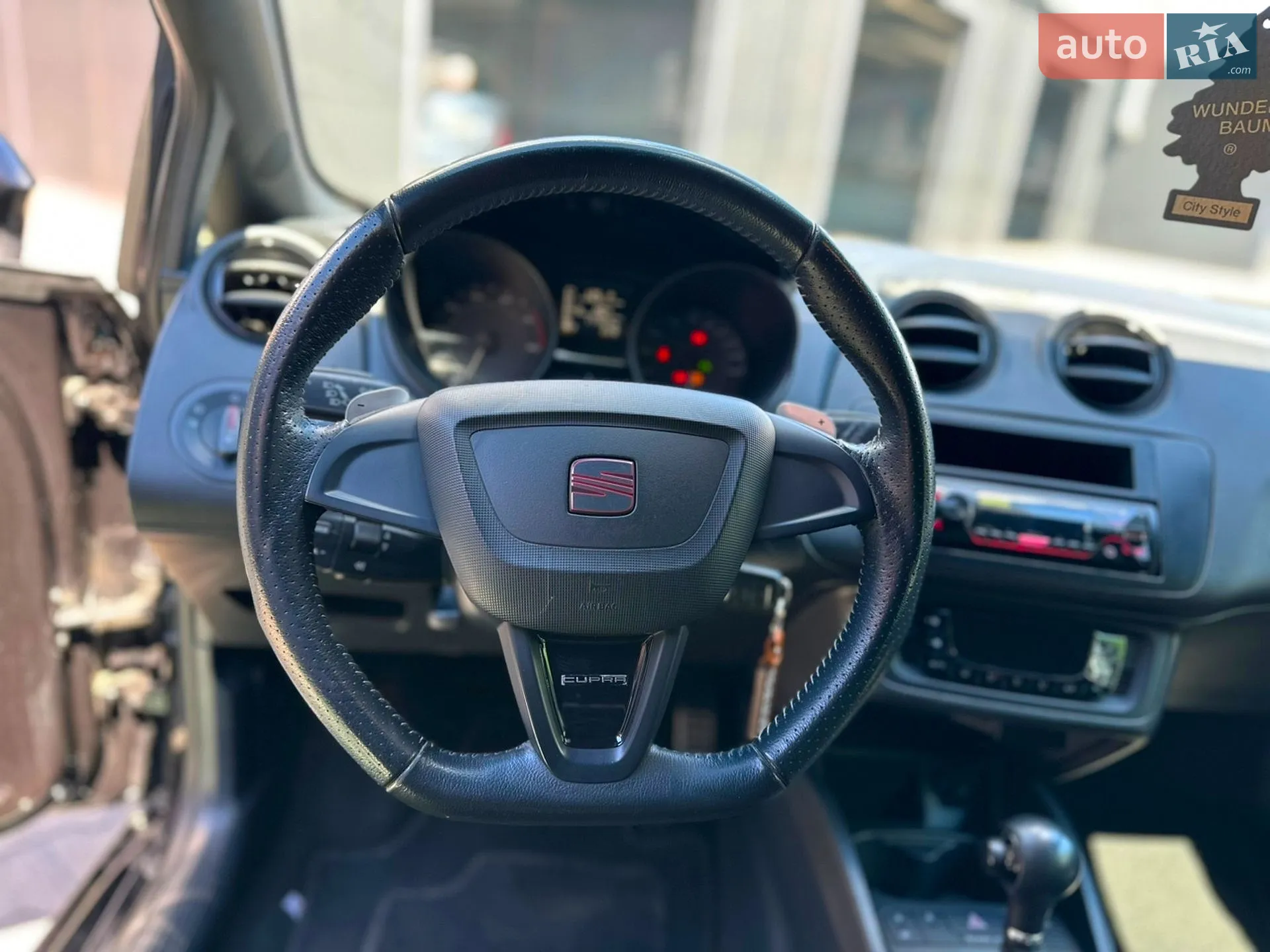 2010 SEAT Ibiza - мініатюра 23