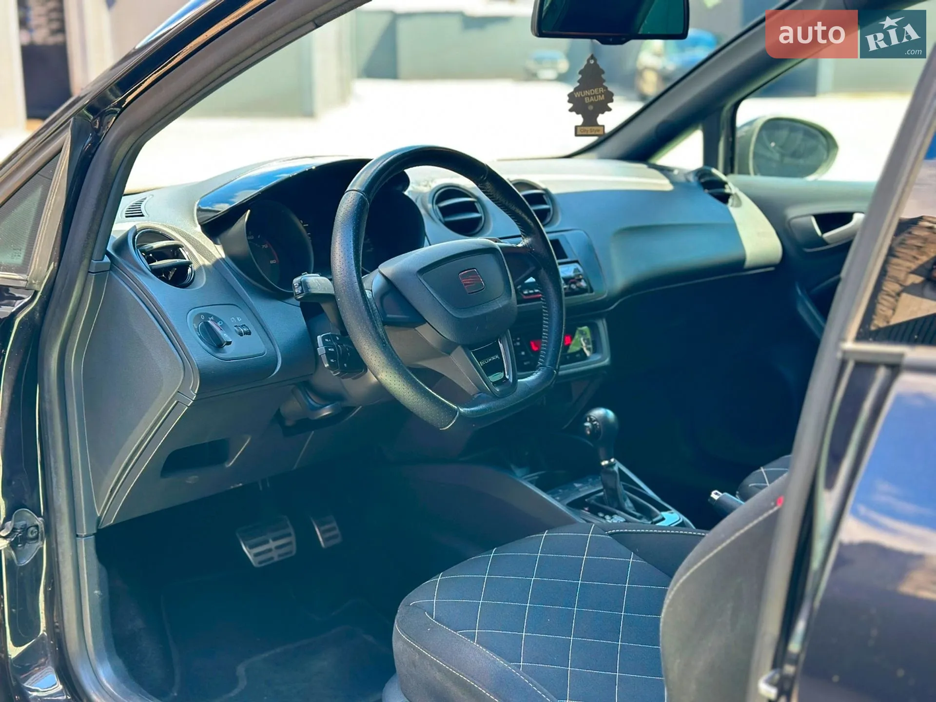 2010 SEAT Ibiza - мініатюра 28