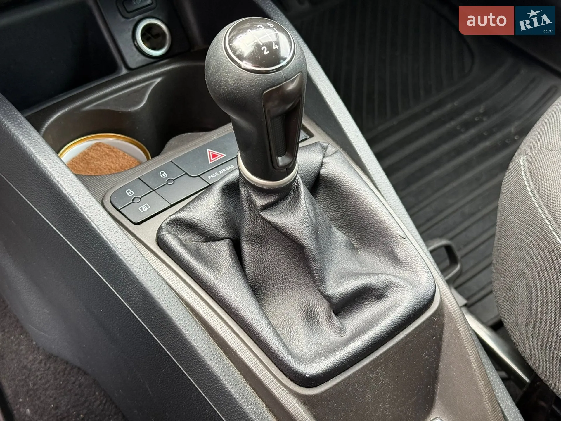 2012 SEAT Ibiza - мініатюра 19