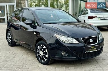 Хэтчбек SEAT Ibiza 2010 в Днепре