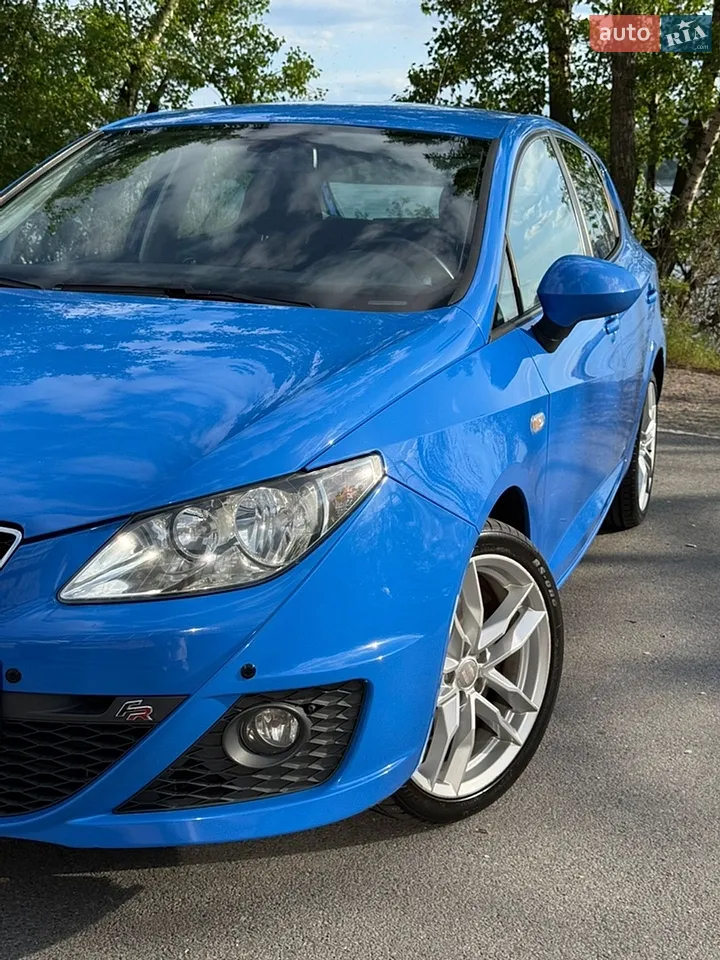 2010 SEAT Ibiza - мініатюра 16