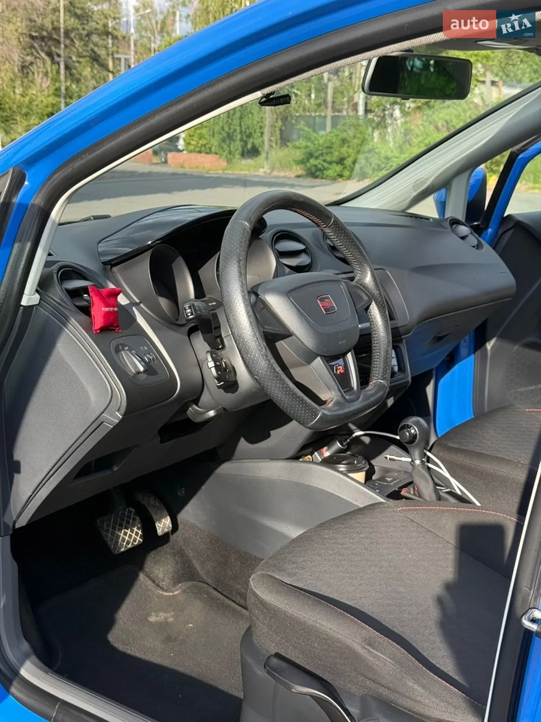 2010 SEAT Ibiza - мініатюра 11
