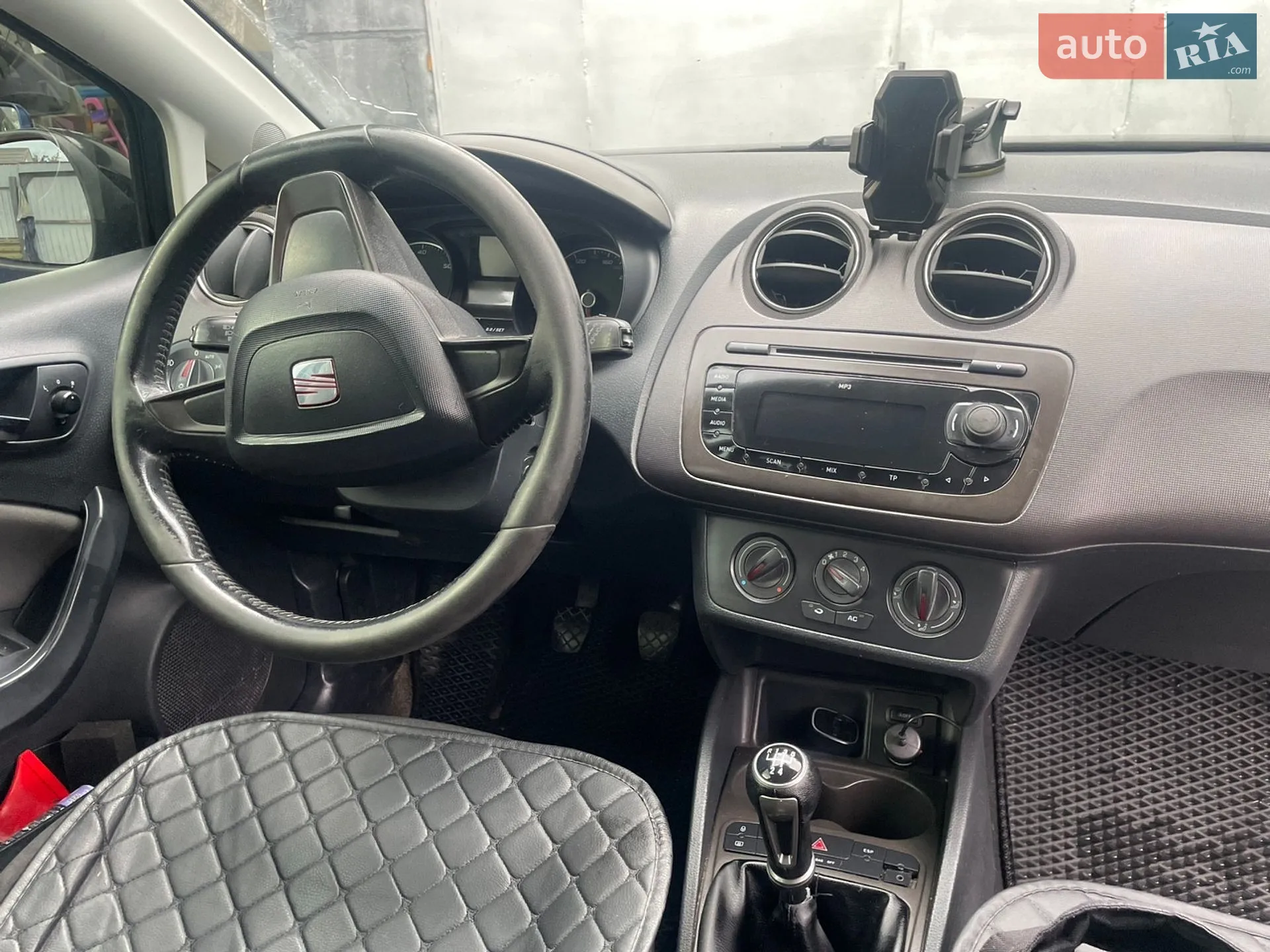 2012 SEAT Ibiza - мініатюра 9
