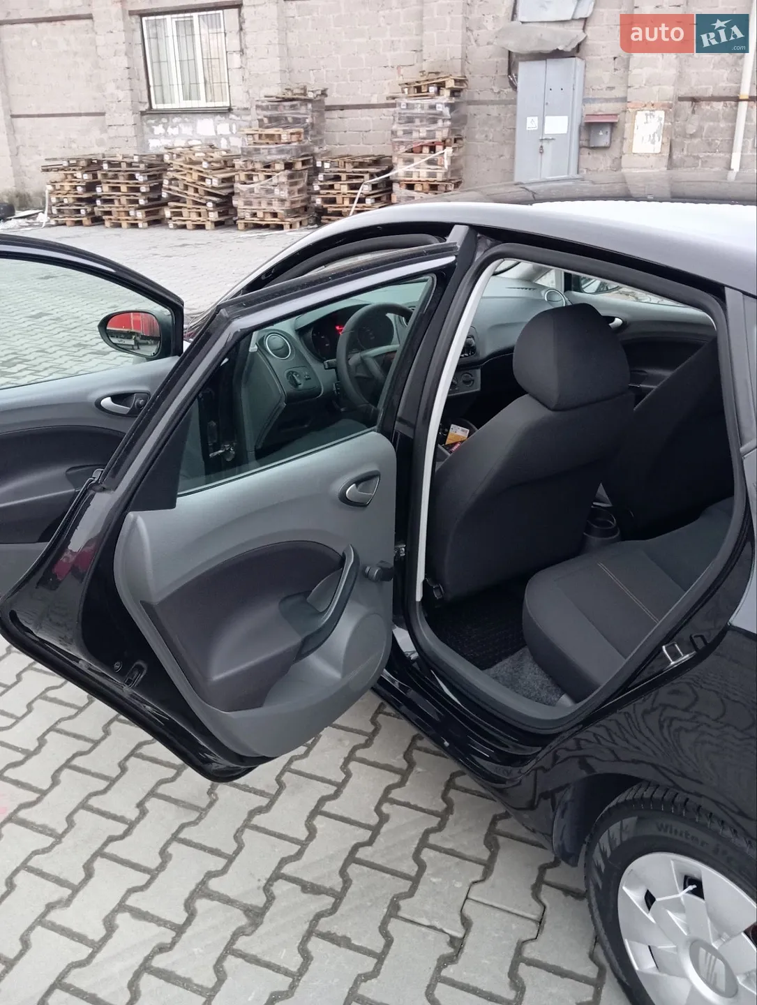 2011 SEAT Ibiza - мініатюра 9