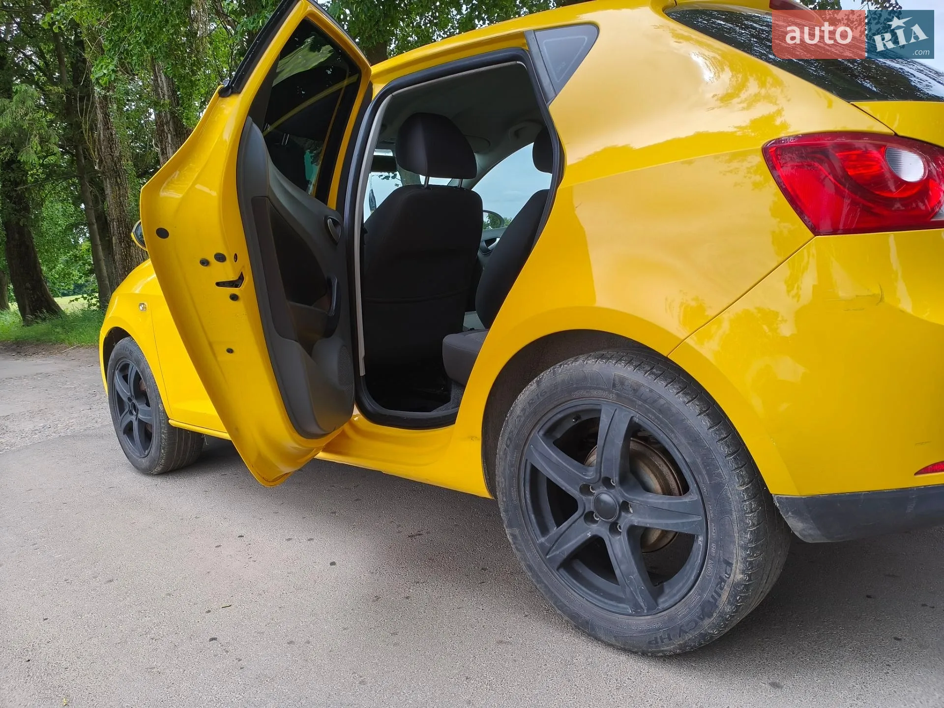 2011 SEAT Ibiza - мініатюра 2