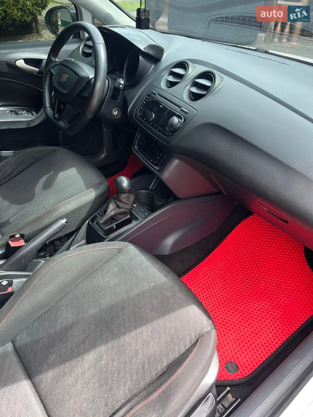 2010 SEAT Ibiza - мініатюра 39