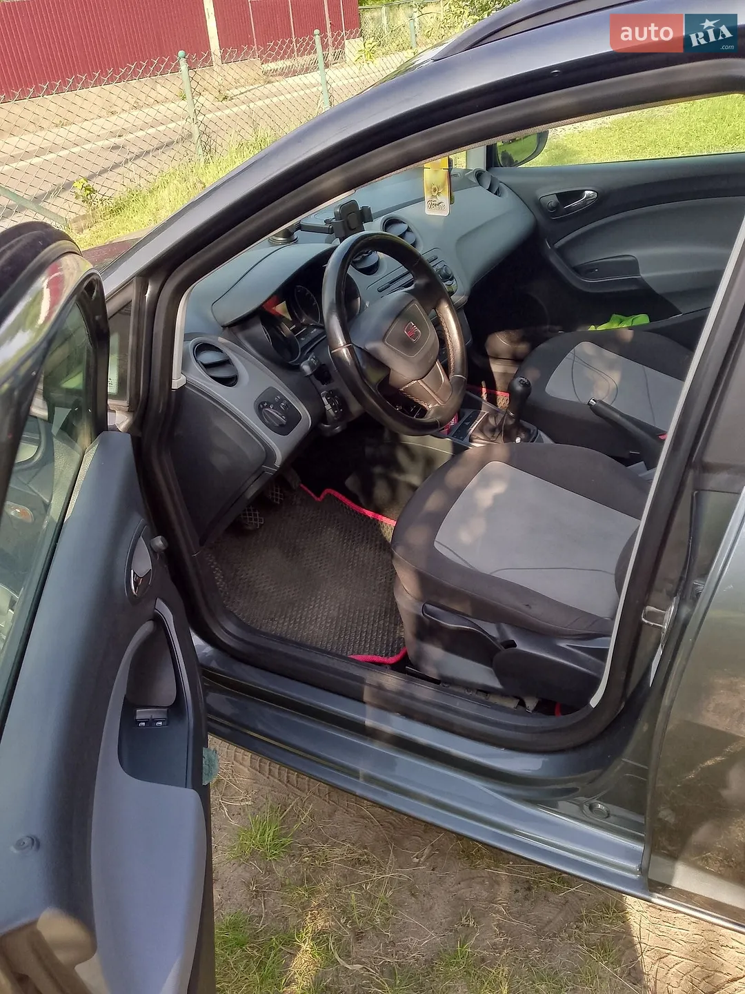 2012 SEAT Ibiza - мініатюра 8