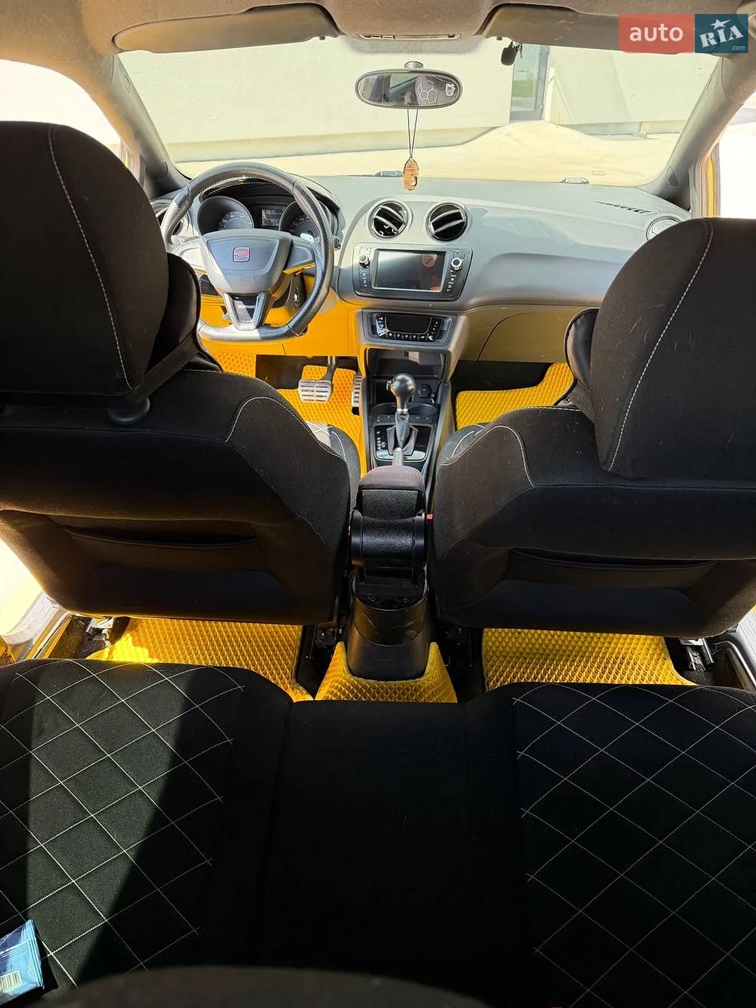 2010 SEAT Ibiza - мініатюра 23