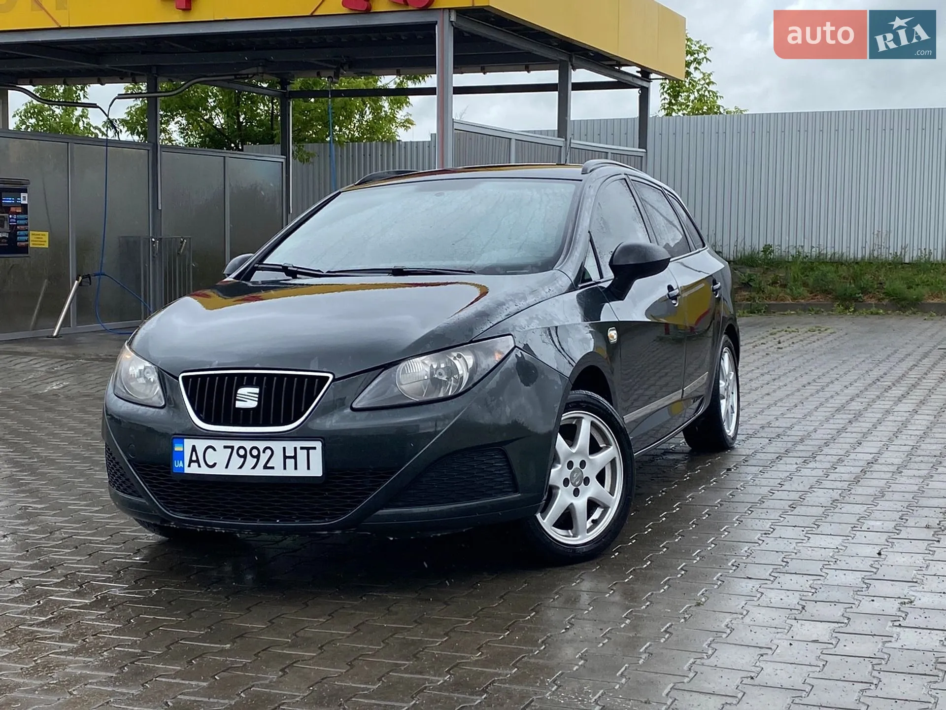 2011 SEAT Ibiza - мініатюра 2
