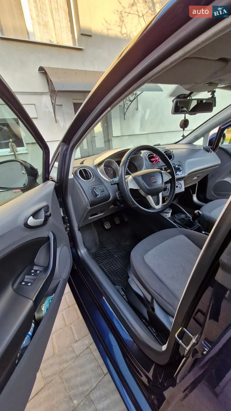 2010 SEAT Ibiza - мініатюра 18