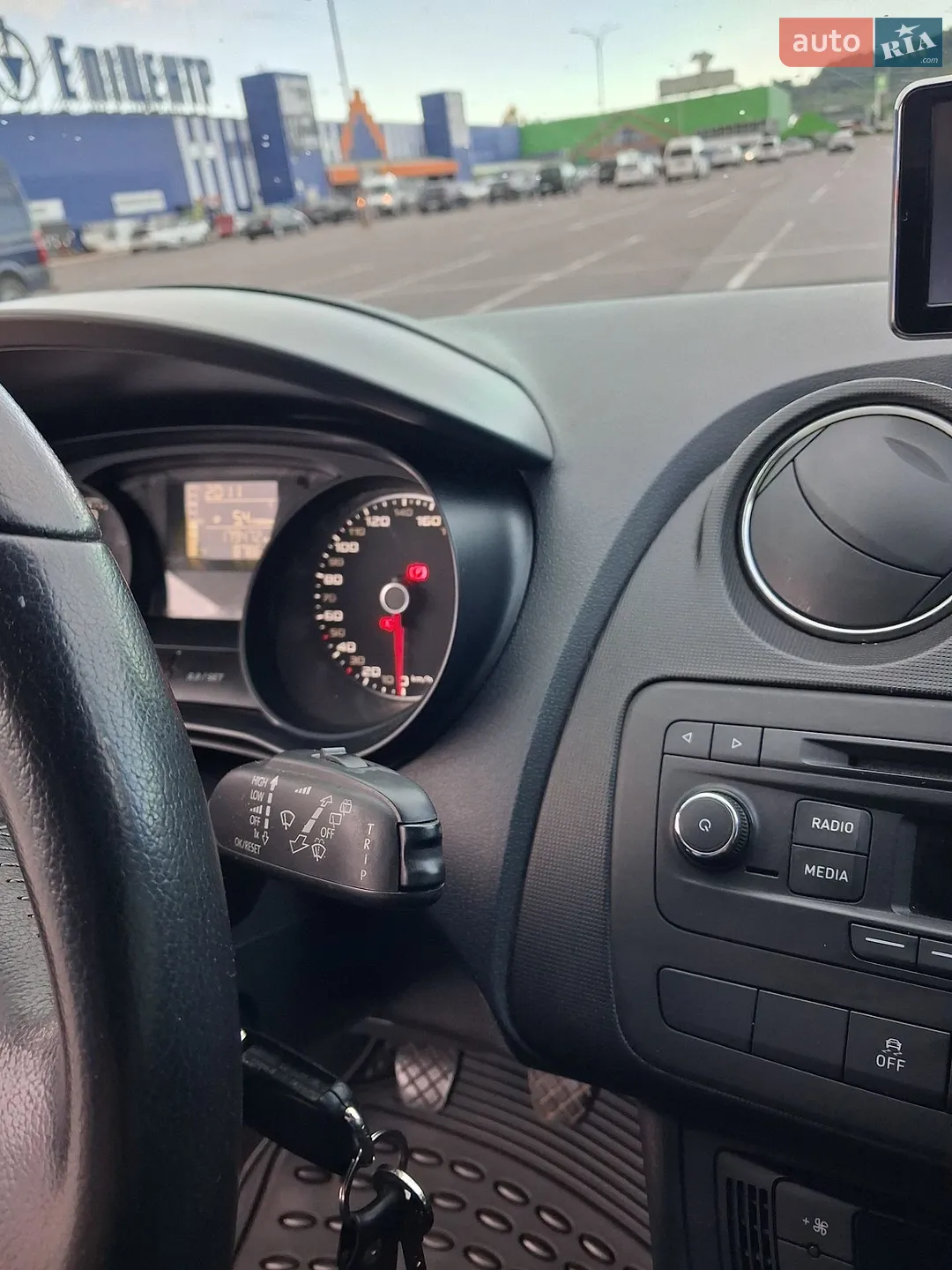 2014 SEAT Ibiza - мініатюра 18