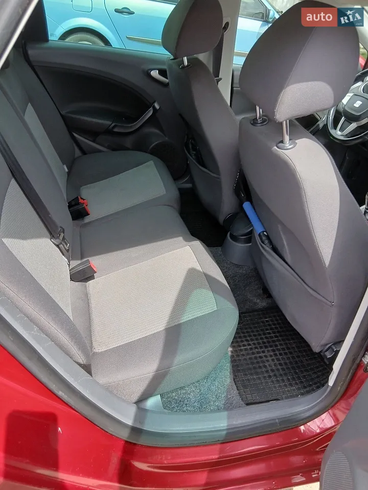 2012 SEAT Ibiza - мініатюра 14