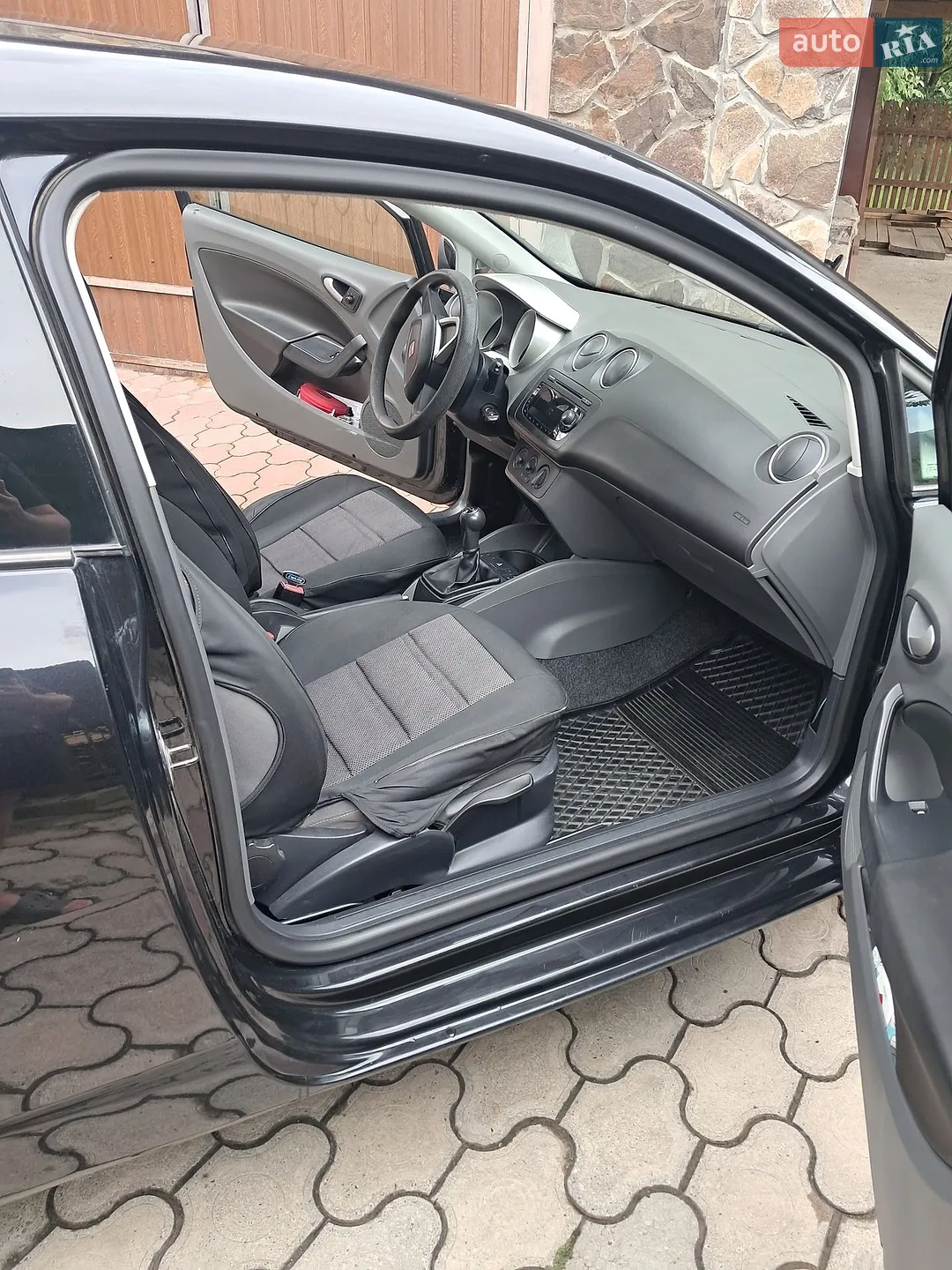 2011 SEAT Ibiza - мініатюра 11