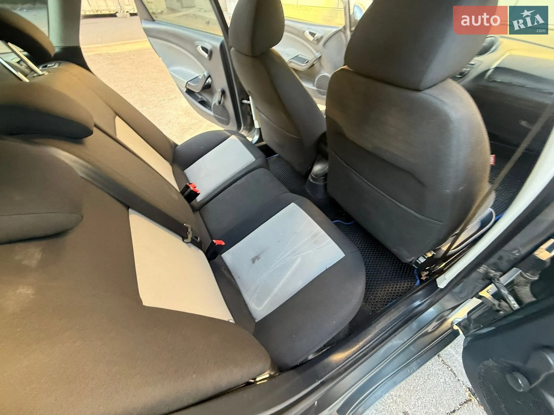 2012 SEAT Ibiza - мініатюра 38