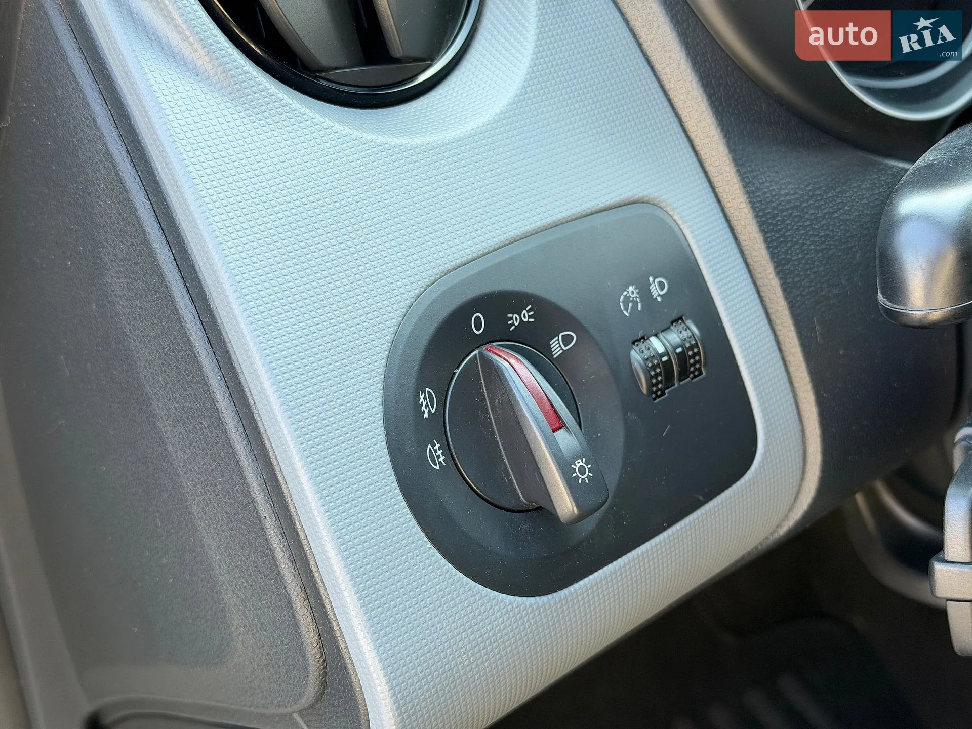 2015 SEAT Ibiza - мініатюра 36