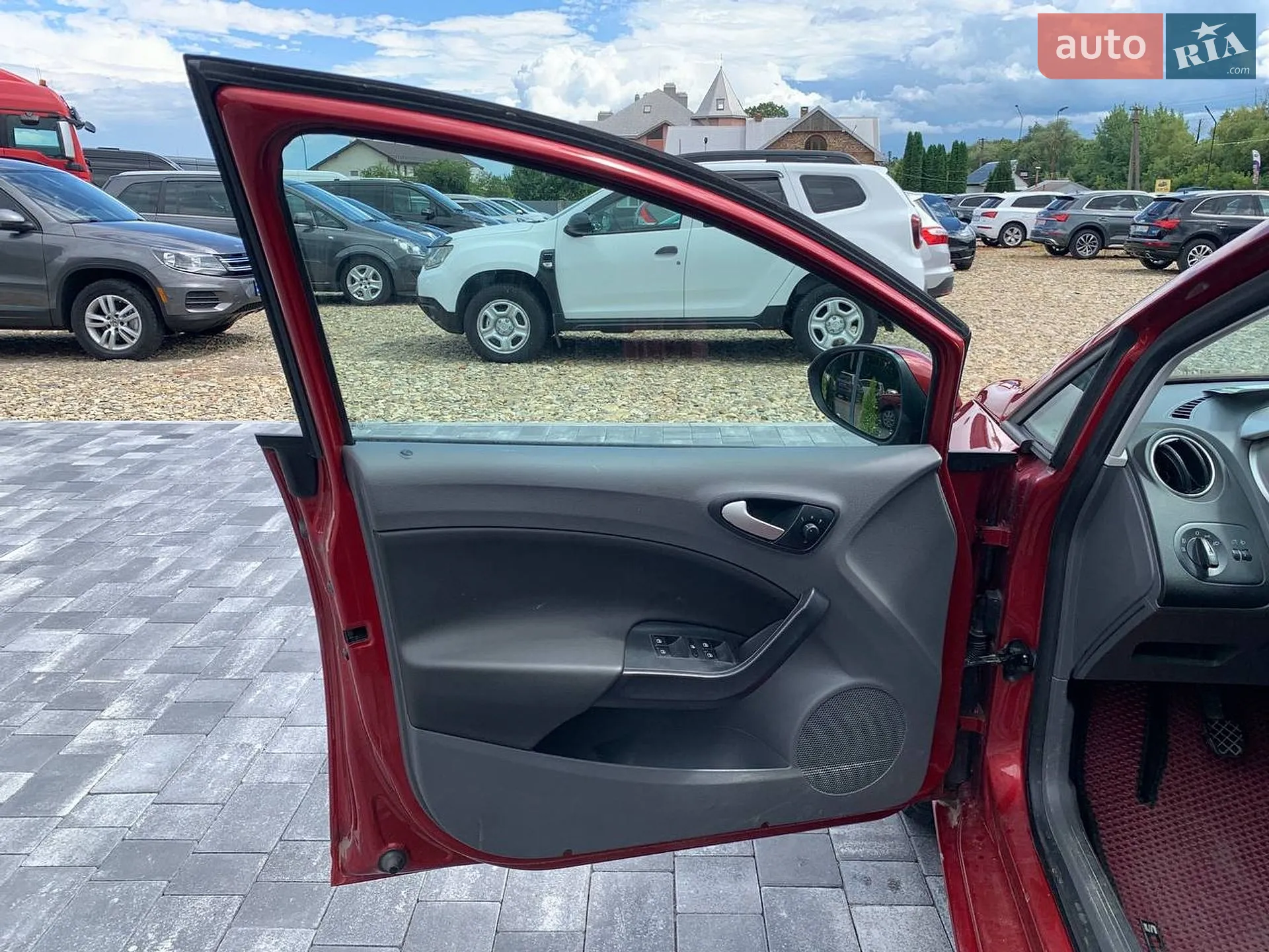 2011 SEAT Ibiza - мініатюра 9