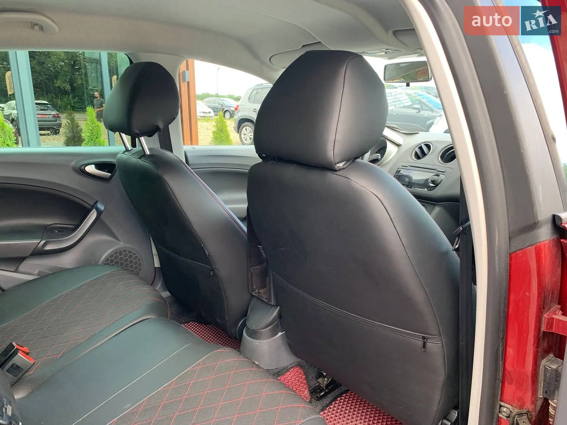 2011 SEAT Ibiza - мініатюра 17