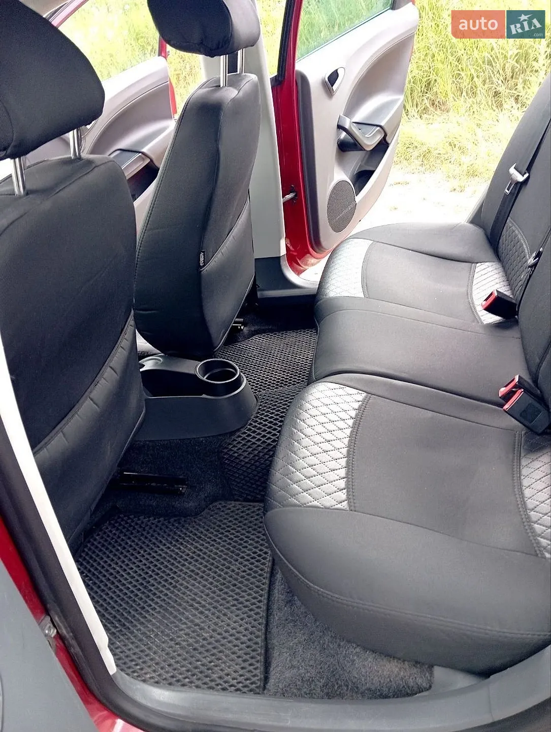 2010 SEAT Ibiza - мініатюра 4