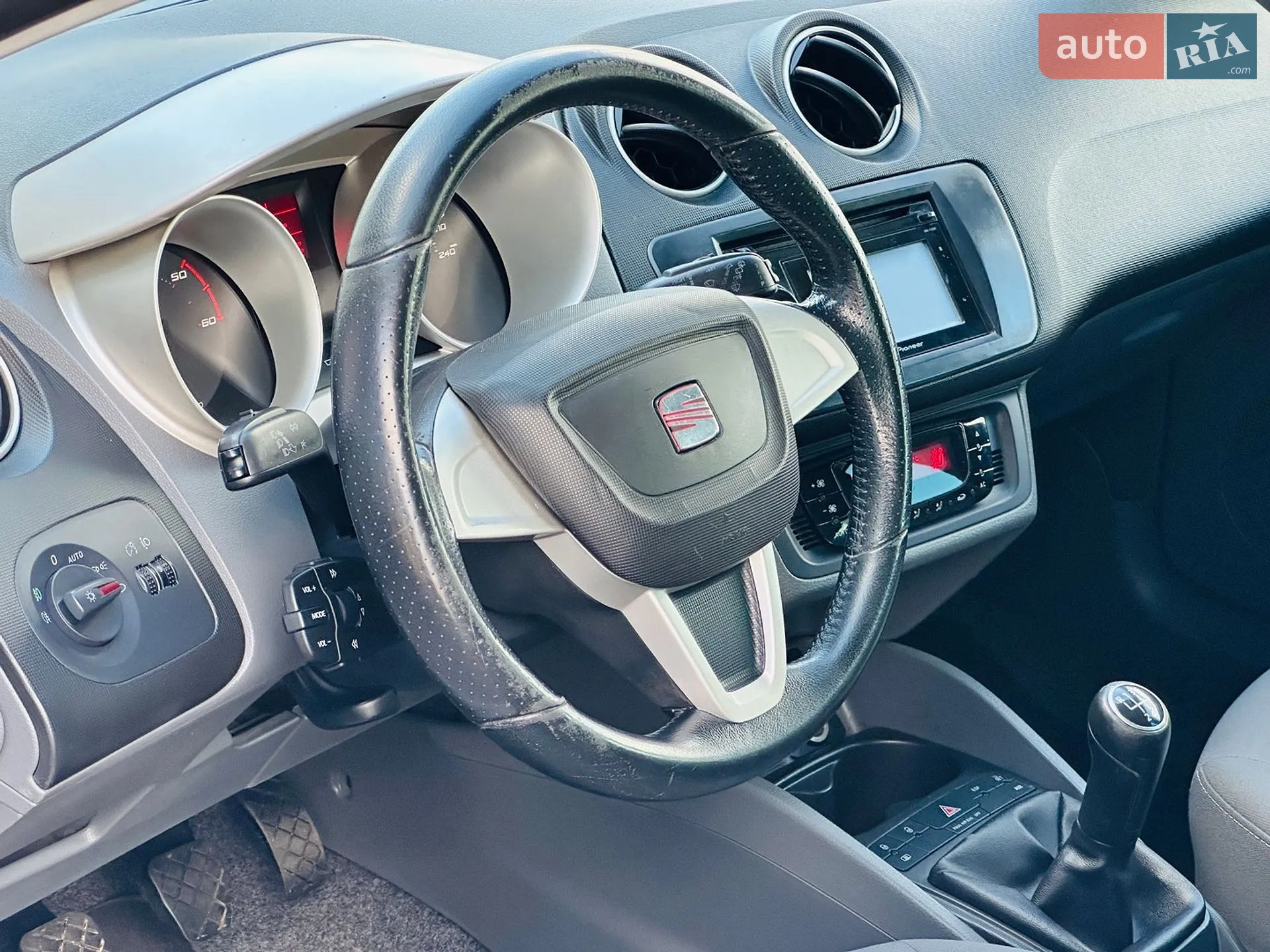 2011 SEAT Ibiza - мініатюра 34
