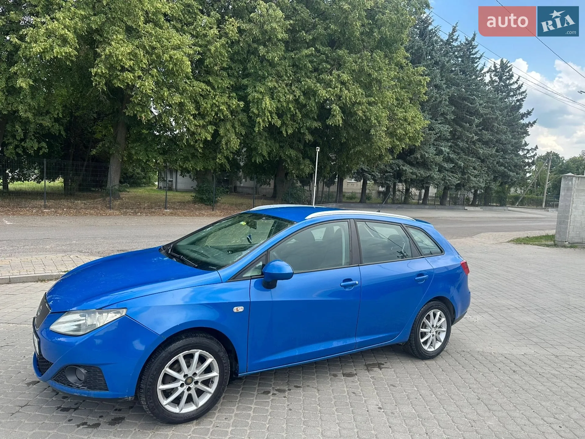 2011 SEAT Ibiza - мініатюра 3