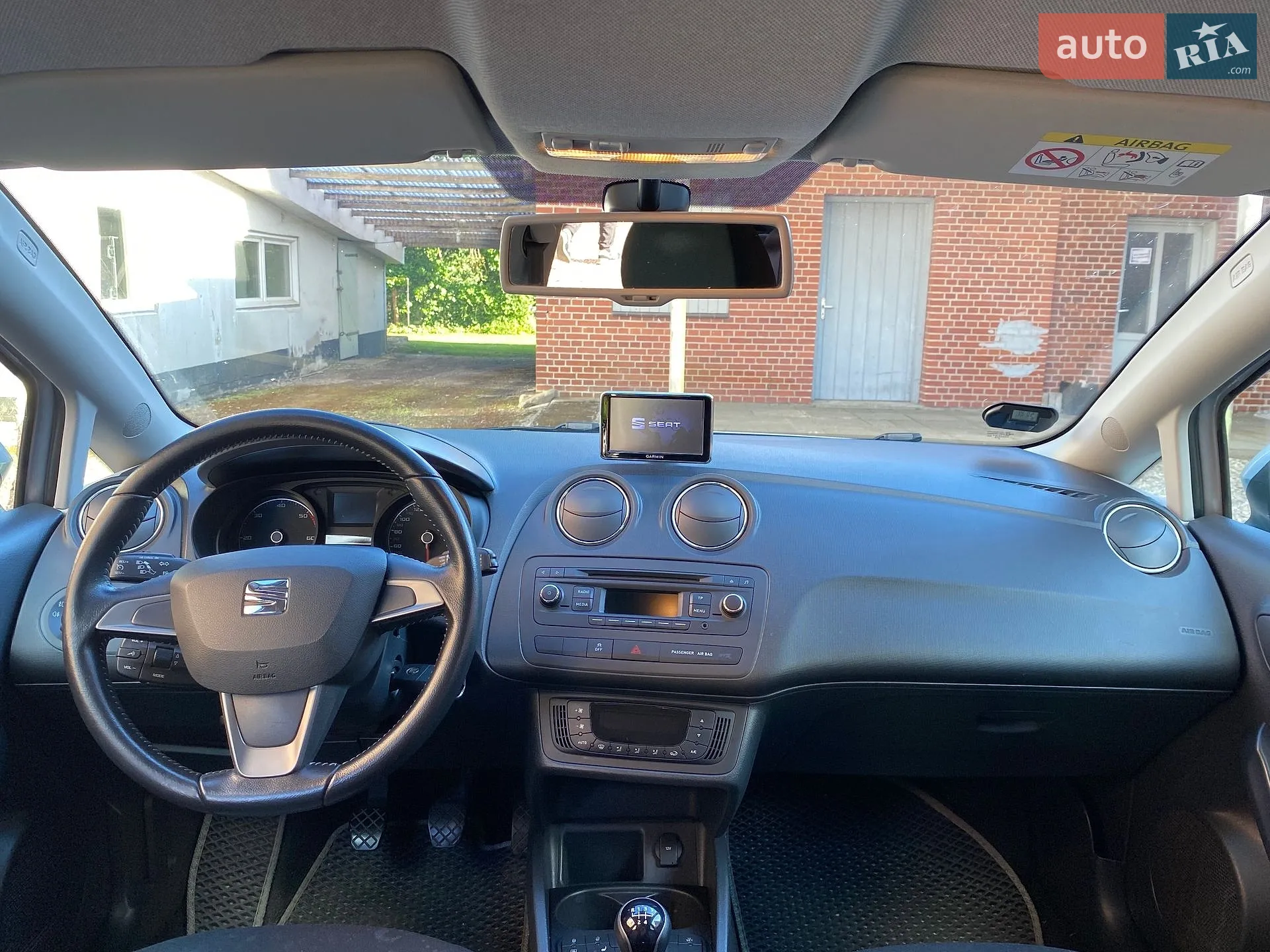 2015 SEAT Ibiza - мініатюра 2