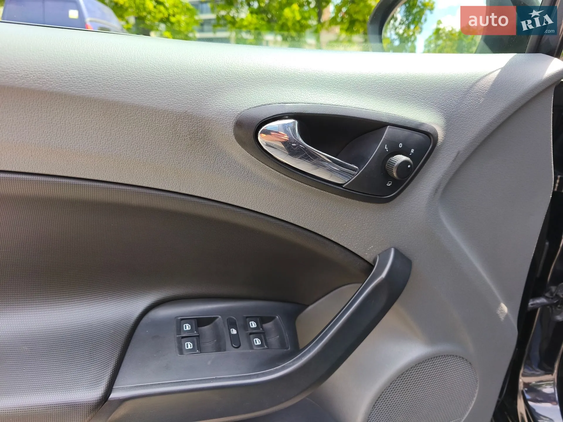 2010 SEAT Ibiza - мініатюра 10