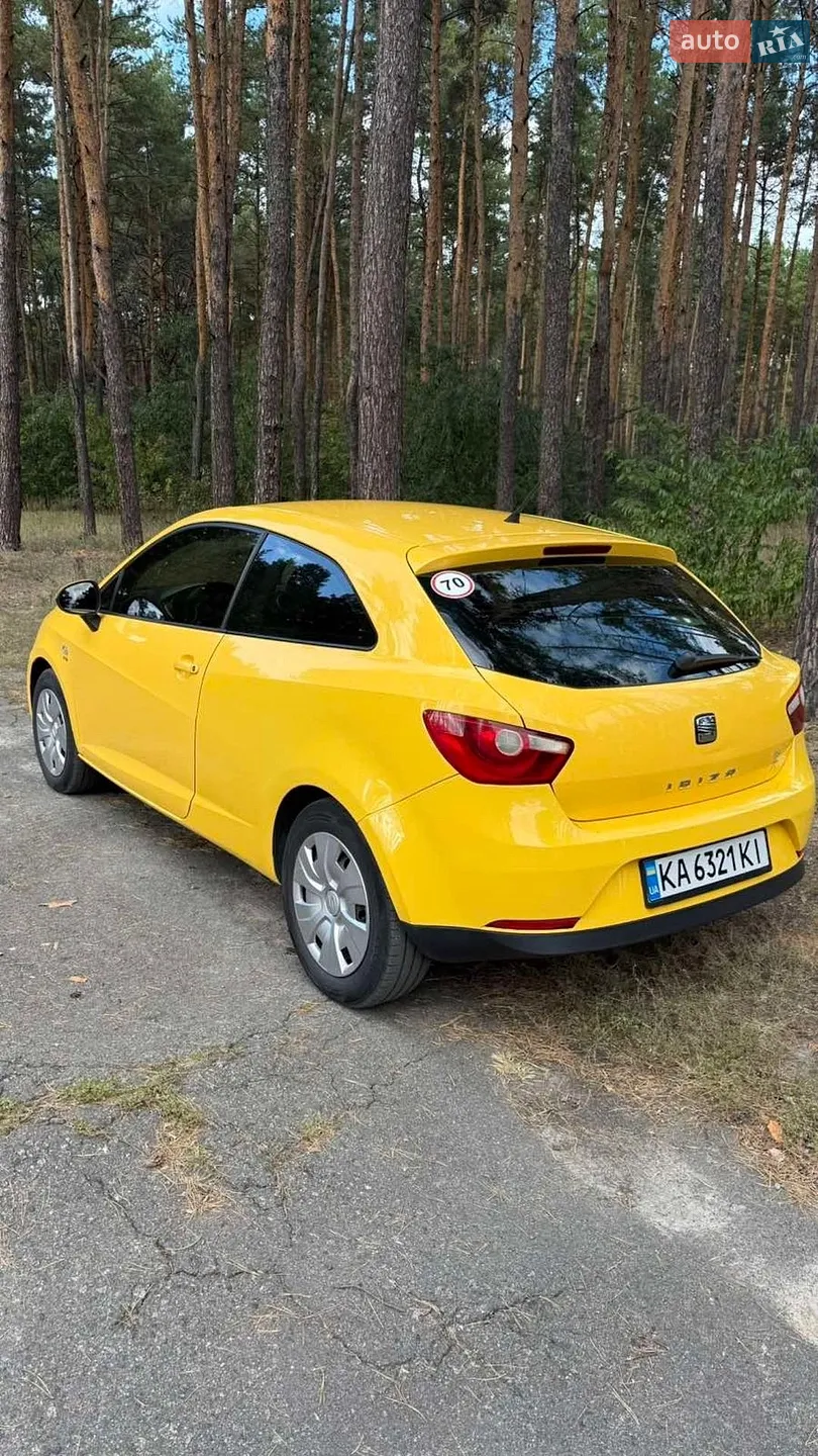 2011 SEAT Ibiza - мініатюра 3