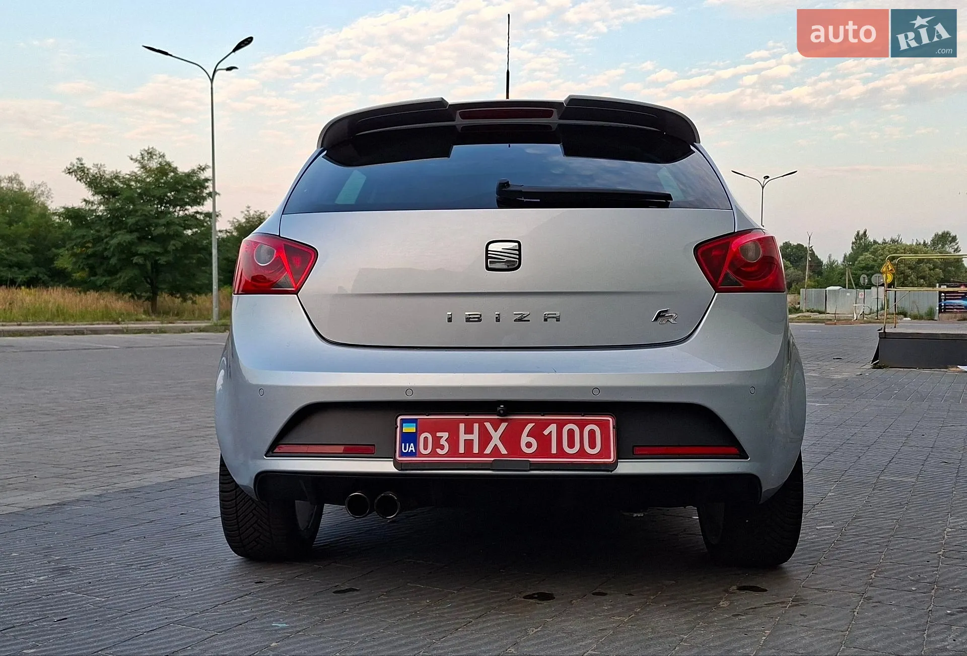 2010 SEAT Ibiza - мініатюра 10