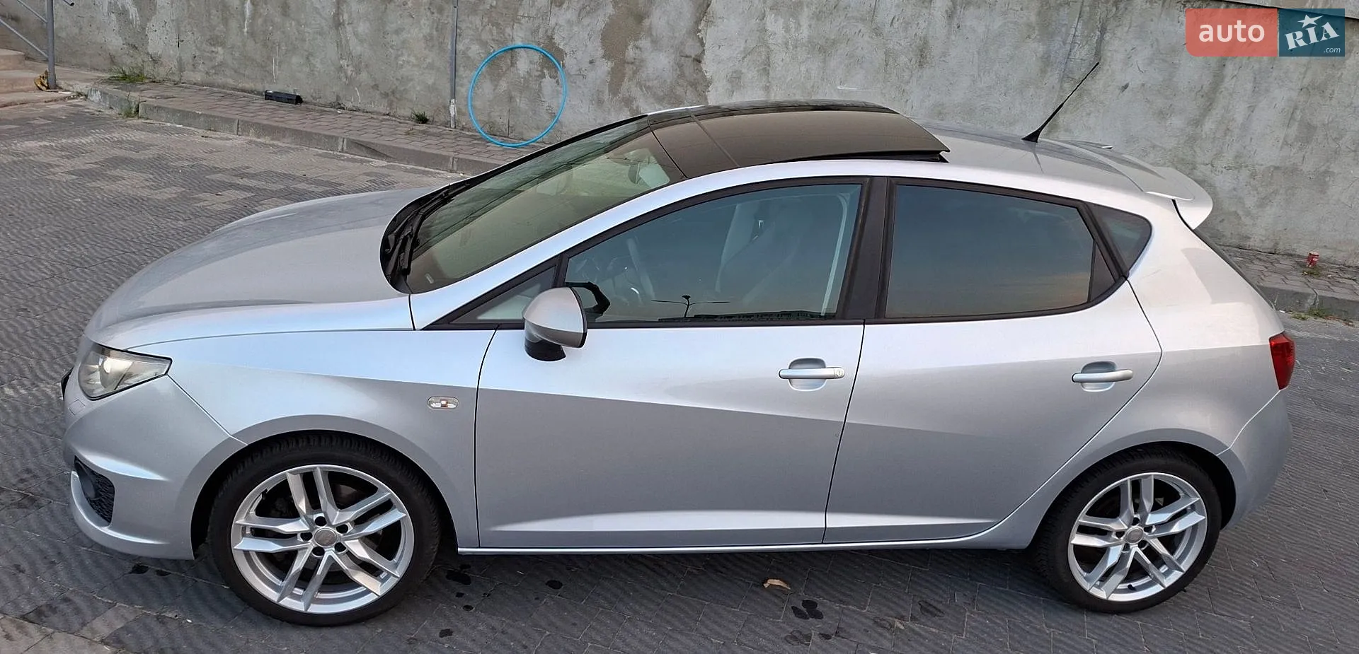 2010 SEAT Ibiza - мініатюра 4