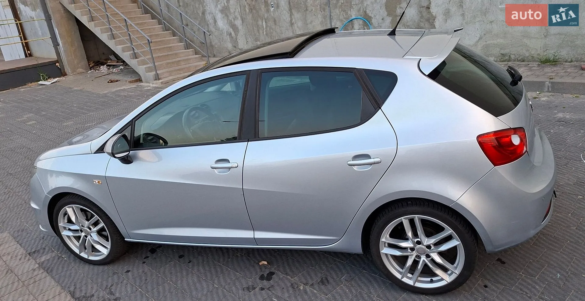 2010 SEAT Ibiza - мініатюра 5