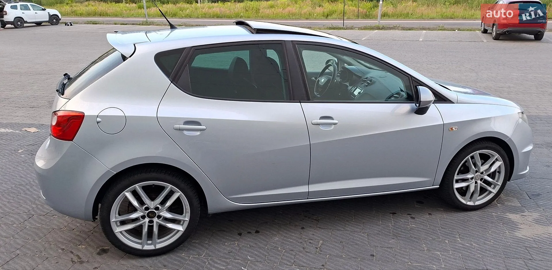 2010 SEAT Ibiza - мініатюра 16