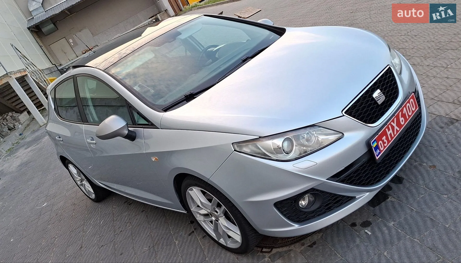 2010 SEAT Ibiza - мініатюра 18