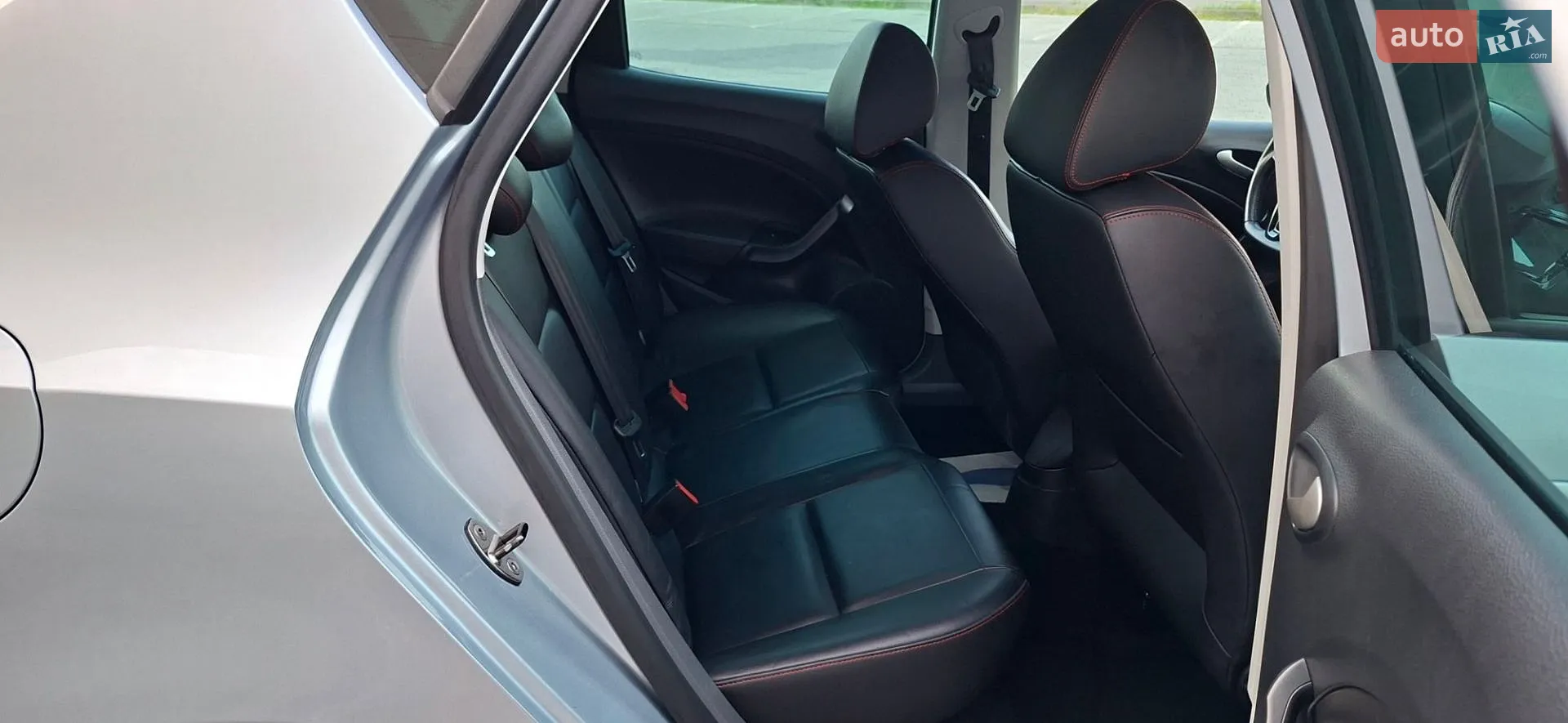 2010 SEAT Ibiza - мініатюра 34