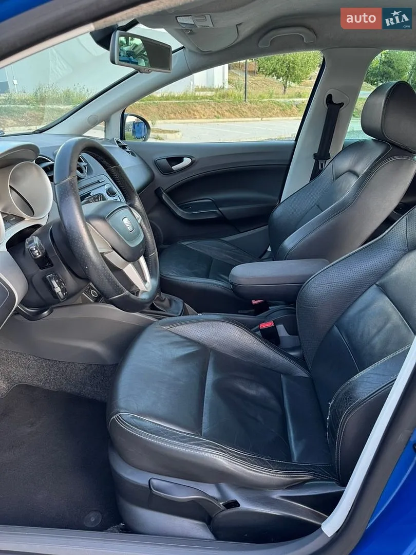 2011 SEAT Ibiza - мініатюра 11