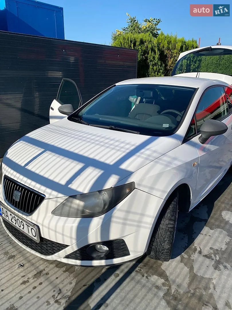 2012 SEAT Ibiza - мініатюра 2