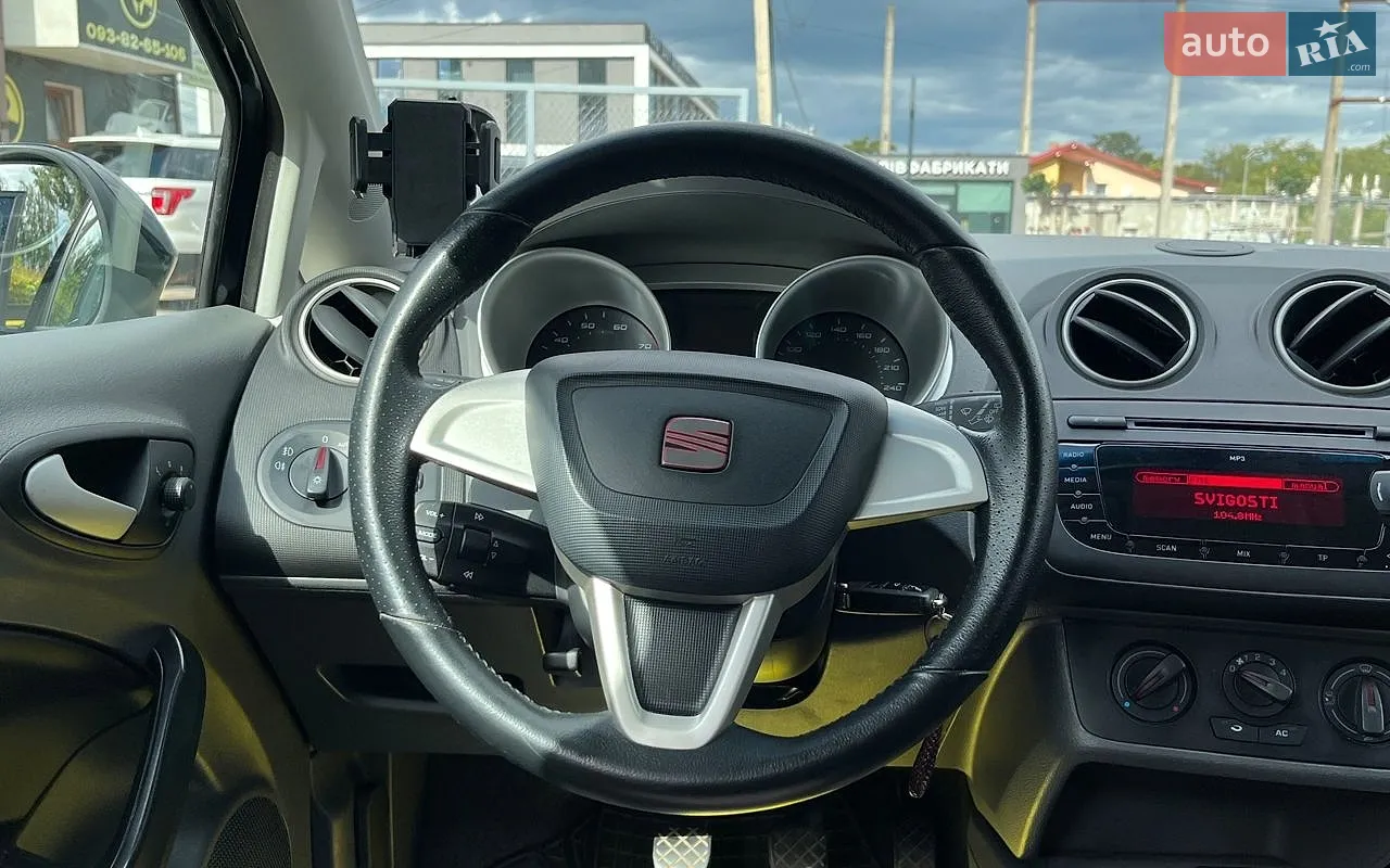2011 SEAT Ibiza - мініатюра 11