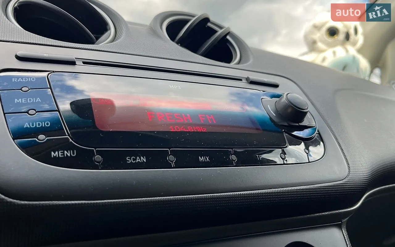 2011 SEAT Ibiza - мініатюра 14