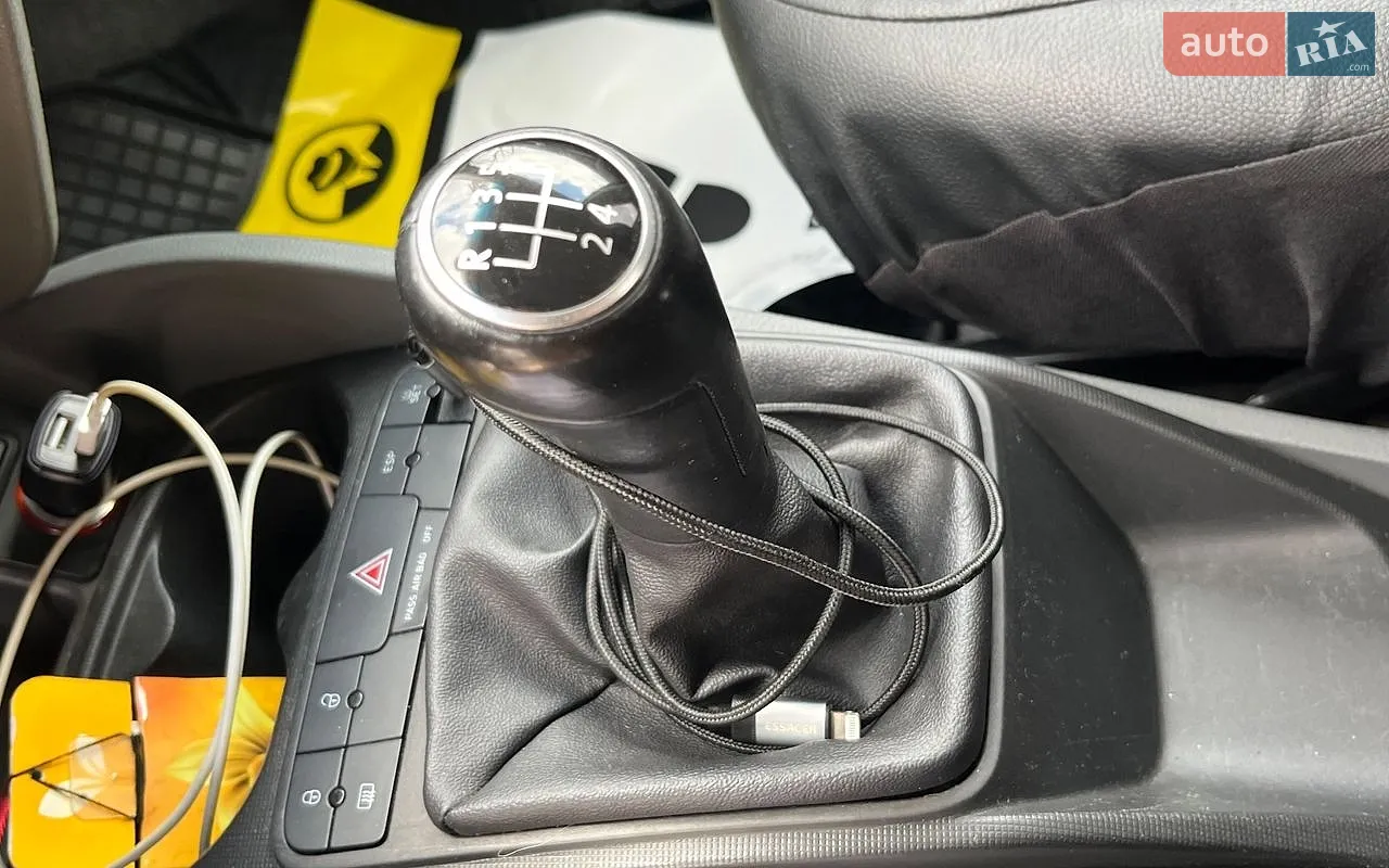 2011 SEAT Ibiza - мініатюра 15