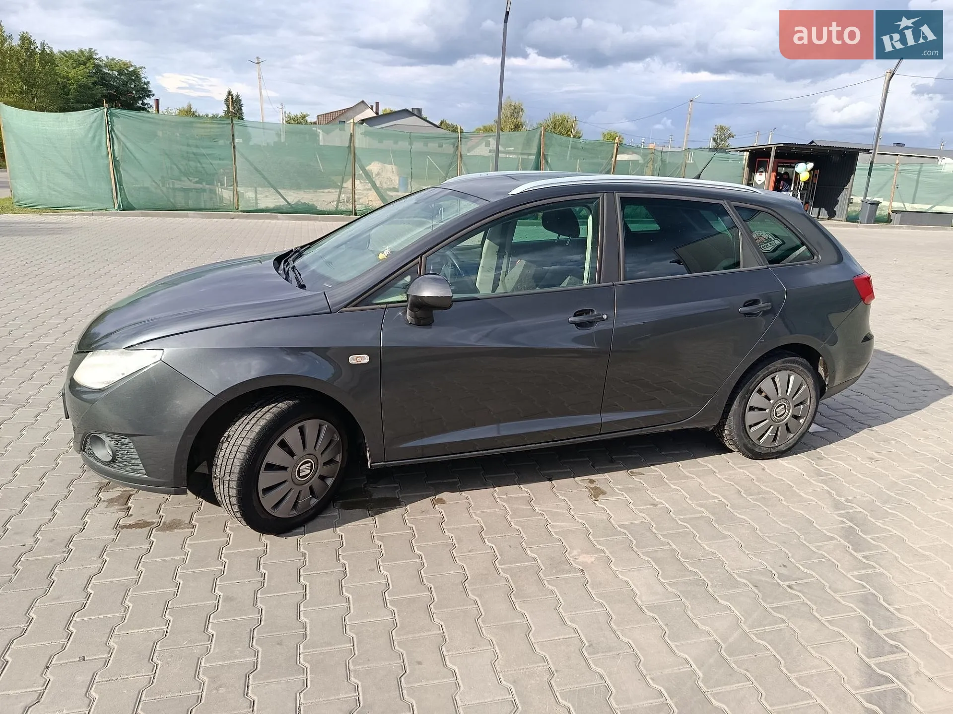 2010 SEAT Ibiza - мініатюра 10