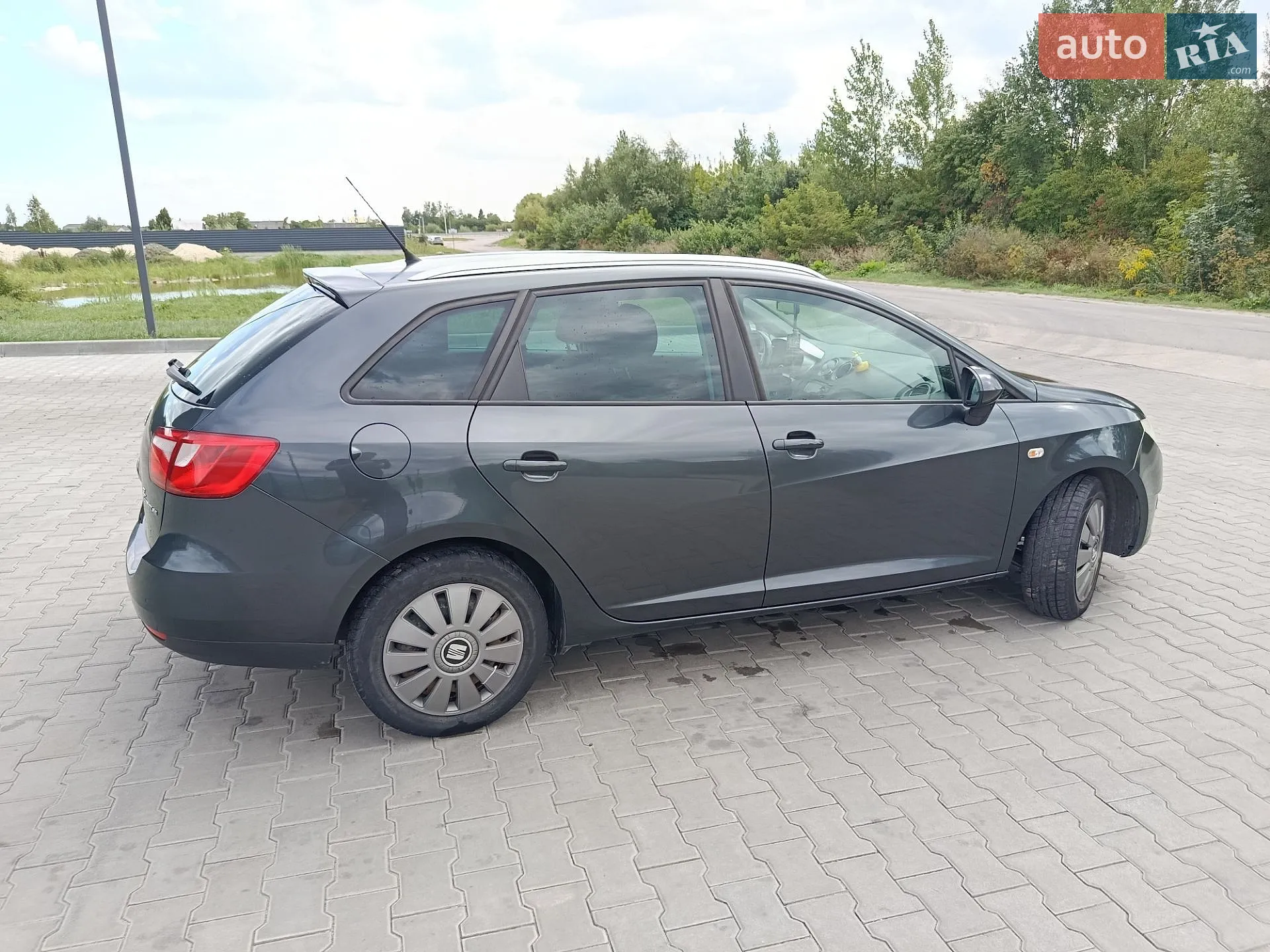 2010 SEAT Ibiza - мініатюра 9