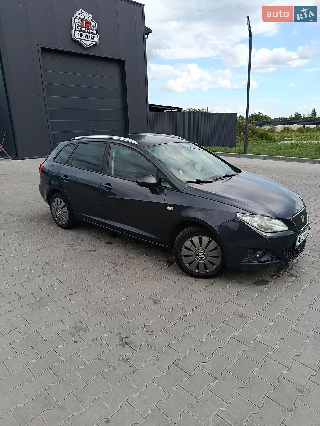 2010 SEAT Ibiza - мініатюра 8