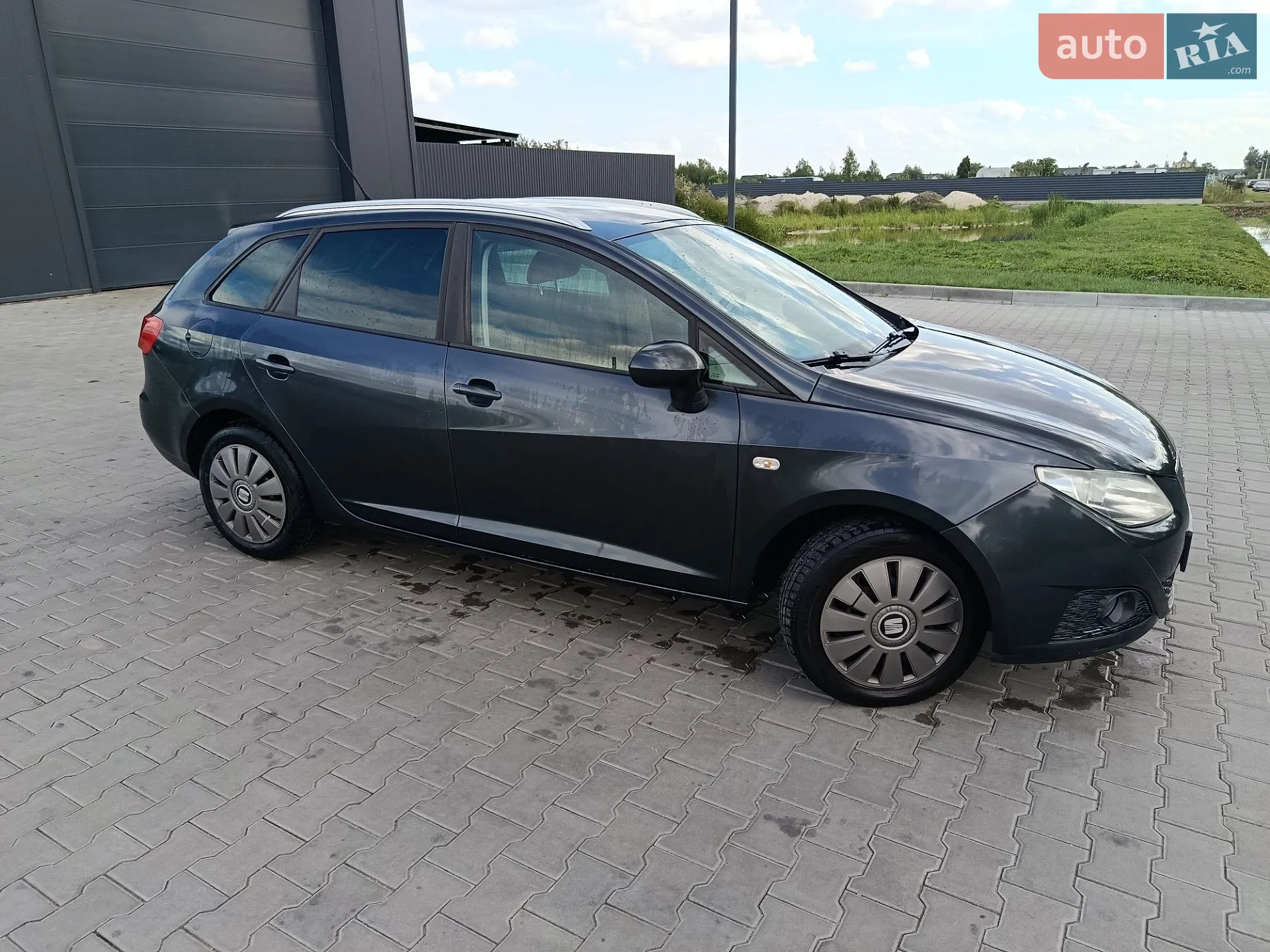 2010 SEAT Ibiza - мініатюра 3