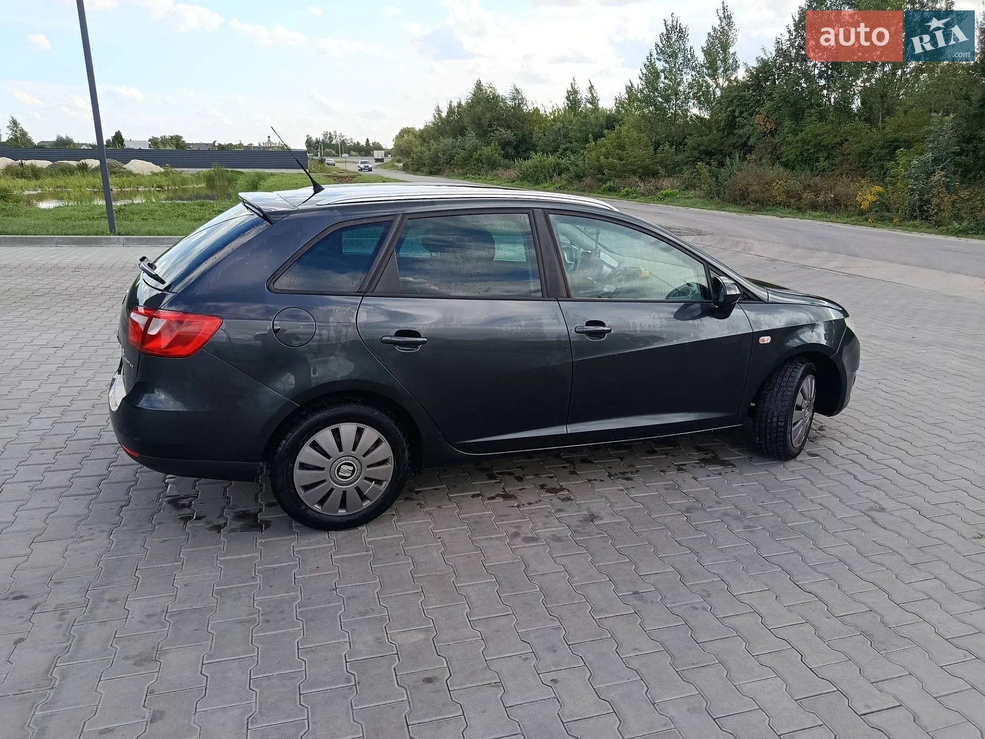 2010 SEAT Ibiza - мініатюра 4