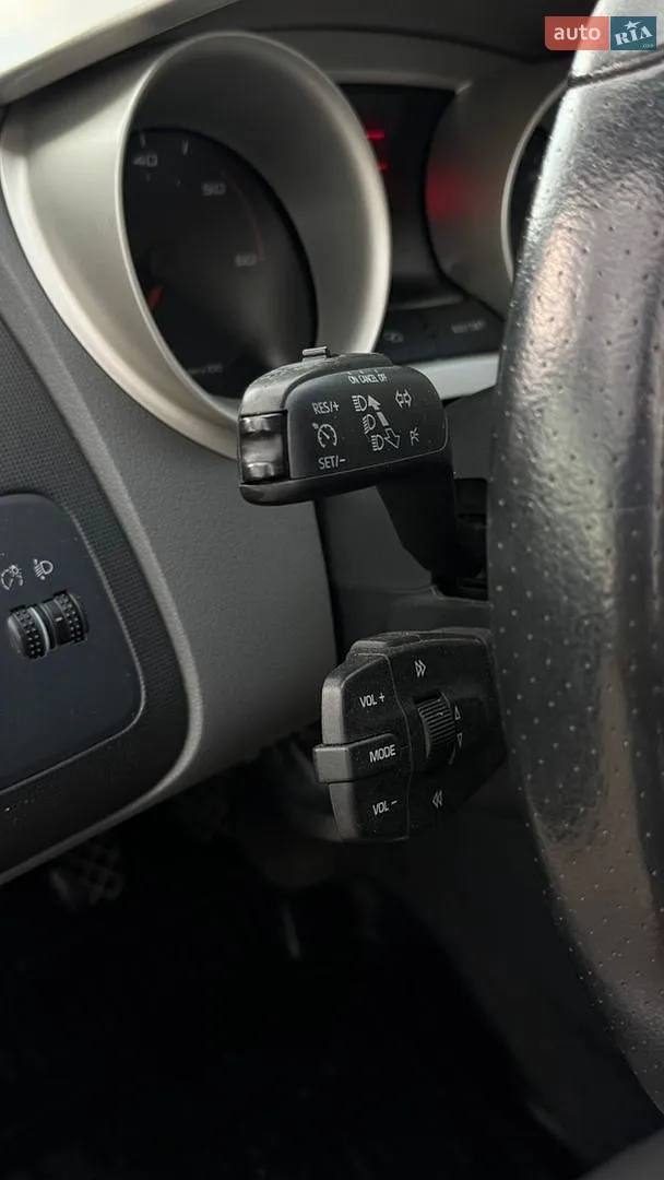 2011 SEAT Ibiza - мініатюра 11