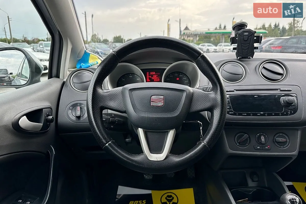 2011 SEAT Ibiza - мініатюра 10