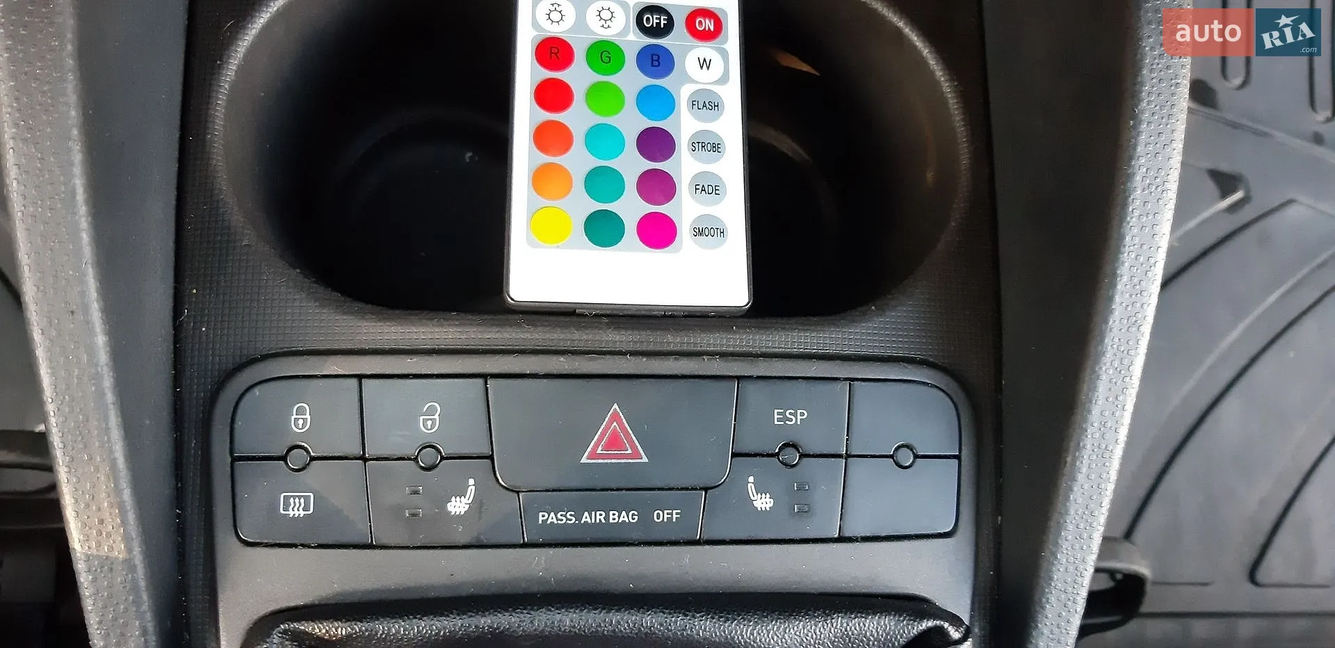 2012 SEAT Ibiza - мініатюра 16