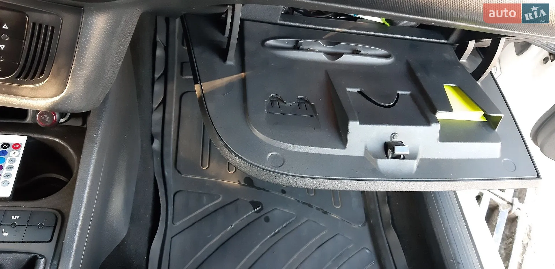2012 SEAT Ibiza - мініатюра 17