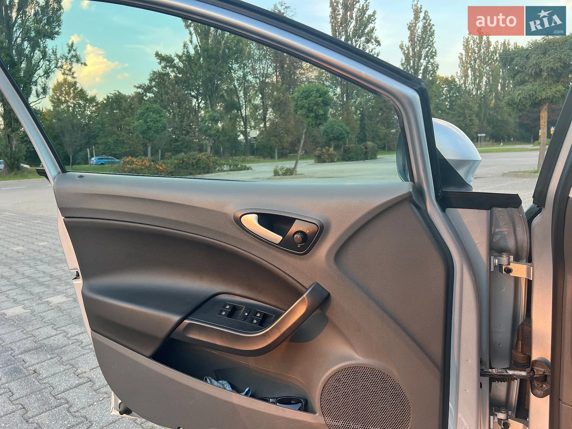 2011 SEAT Ibiza - мініатюра 11