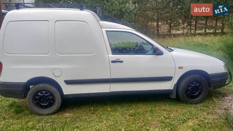 Грузовой фургон SEAT Inca 2000 в Львове